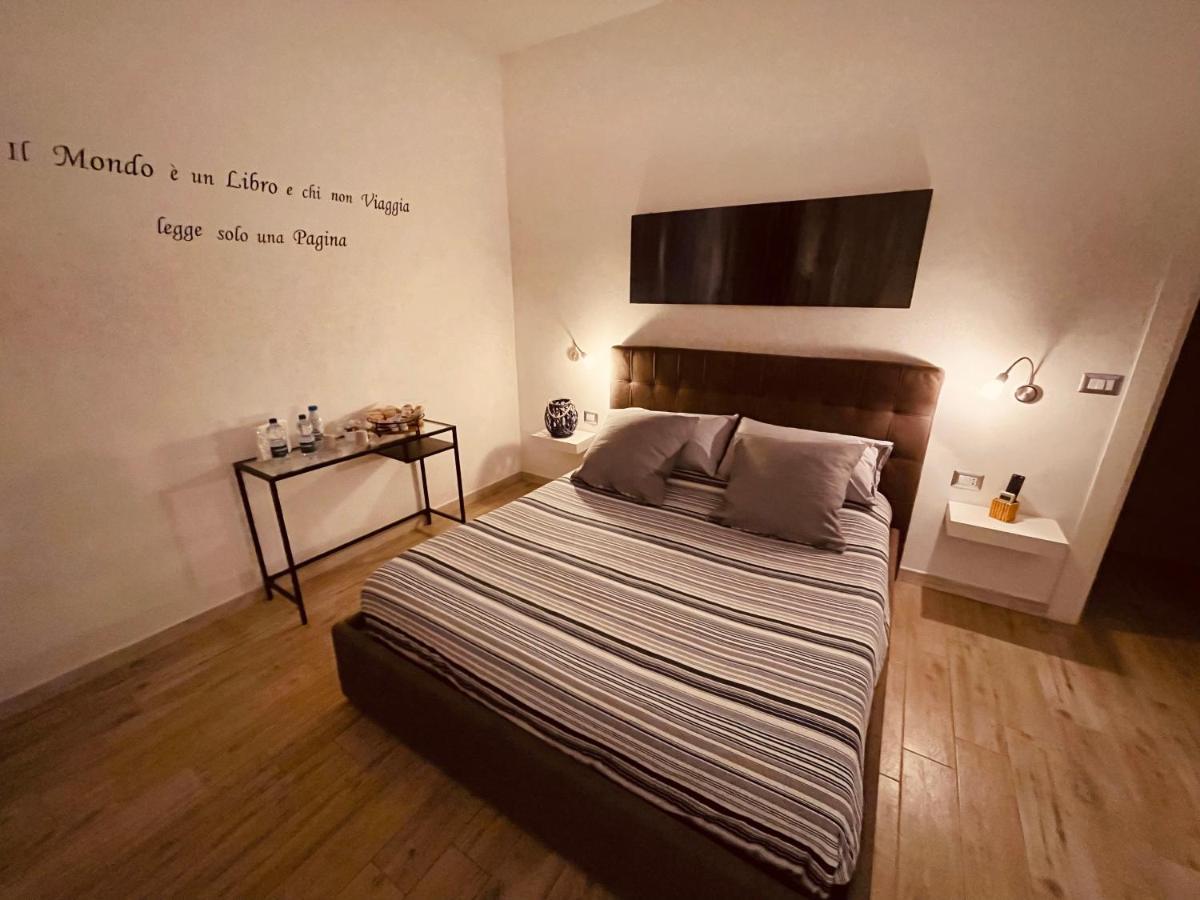 Bed and Breakfast La Piazzetta à Brindisi Extérieur photo