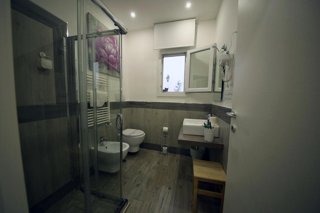 Bed and Breakfast La Piazzetta à Brindisi Extérieur photo