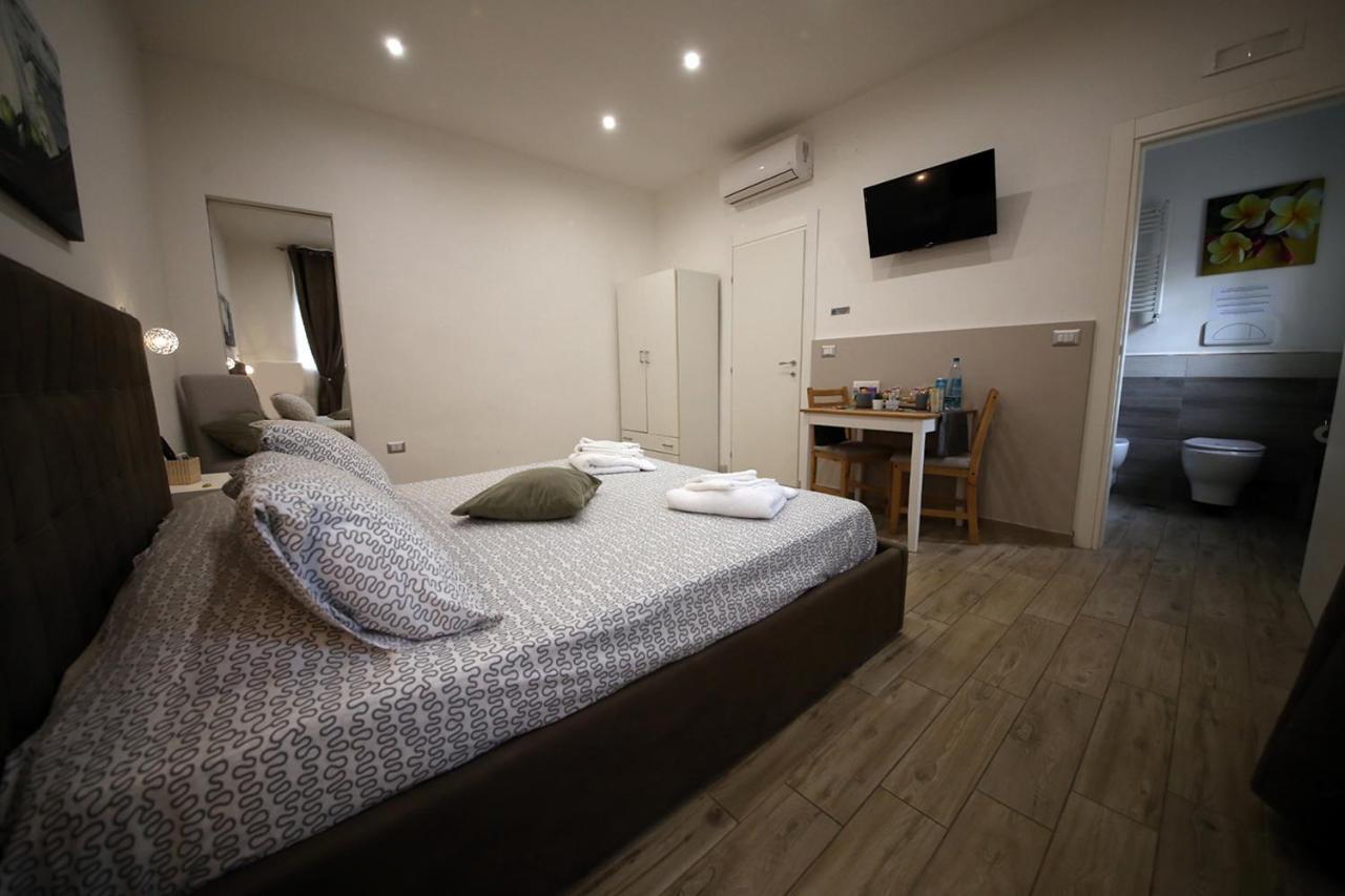 Bed and Breakfast La Piazzetta à Brindisi Extérieur photo